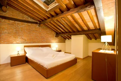 Casa San Girolamo Historic flat with cosy Terrace in Lucca's city Centre – Foto’s 3